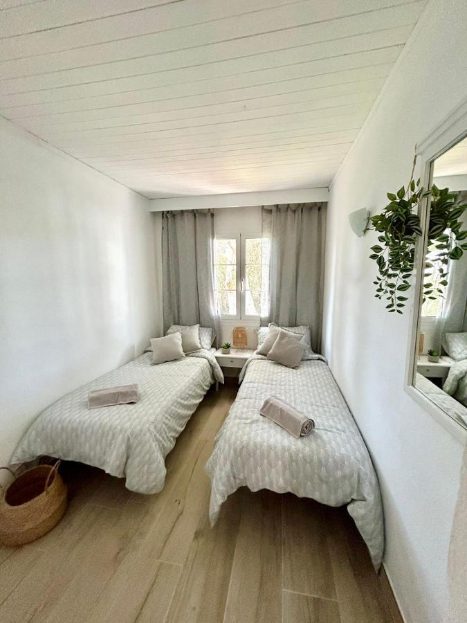 Menorca Chic Apartment Near Beach & Harbour Cala 'n Bosch Buitenkant foto