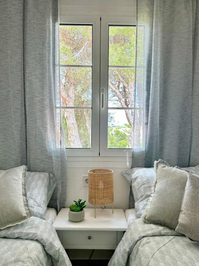 Menorca Chic Apartment Near Beach & Harbour Cala 'n Bosch Buitenkant foto